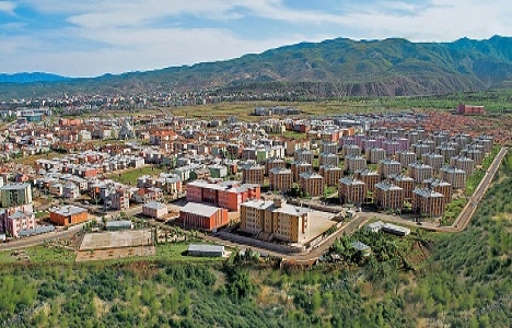 Bingöl'de 7.7 milyon TL'ye satılık 52 dükkan!