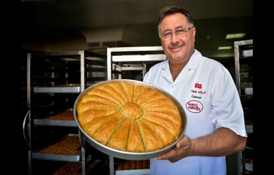 Ünlü baklavacı Nadir Güllü inşaat sektörüne girdi!