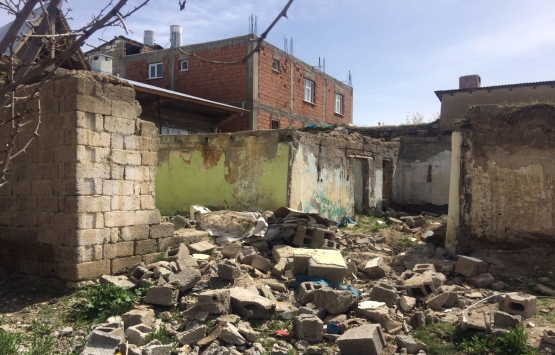 Van'da 154 metruk yapı yıkıldı!