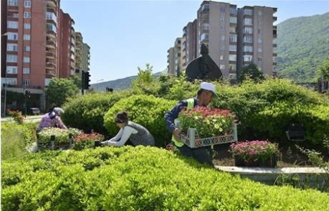 Bursa Yıldırım'daki dönüşümde yeşil alanlar artırılıyor!