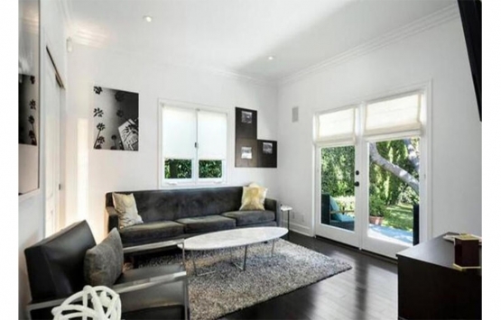 Seth Rogen Batı Hollywood dan 2 milyon dolara ev aldı!