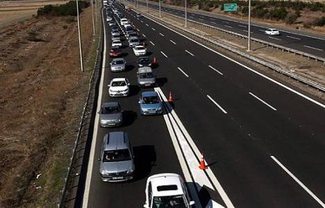 TEM otoyolunun Bolu Dağı kesimindeki araç yoğunluğu arttı!