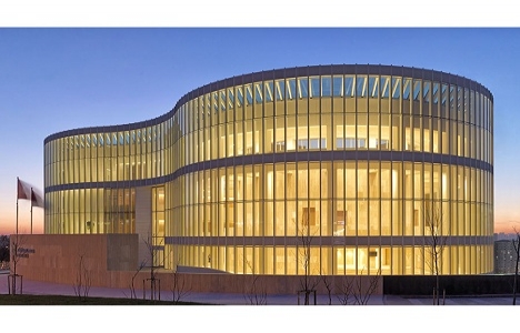 Küçükçekmece Belediye binası dünya üçüncüsü oldu!