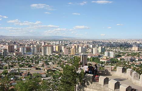 Kayseri'de 968 bin TL'ye 3 adet satılık arsa!