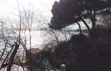 Avcılar da Satış Memurluğu ndan yüzde 50 bedelle havuzlu restaurant!