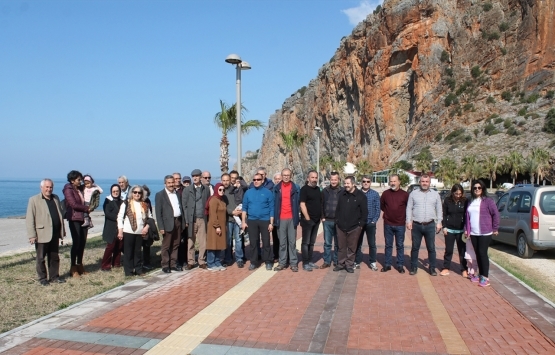 Gazipaşa da imar planına tepki gösterenler eylem yaptı!