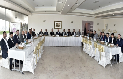 Mesut Akgül, müteahhitlerle buluştu!