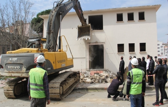 Sinop Kent Meydanı Millet Bahçesi Projesi için yıkımlar başladı!