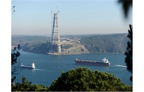 3'üncü köprüye ilk çelik tabliyeler yerleştirildi!