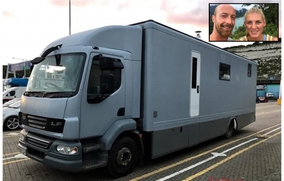 Ev kirası ödememek için kamyonu eve çevirdiler! 