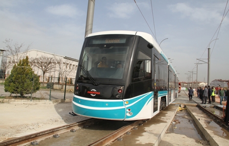 Kocaeli Akçaray'da ray montajları yapıldı!