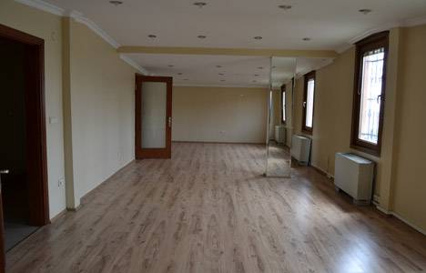 Ümraniye de 3 milyon 250 bin liraya 3 katlı işyeri!