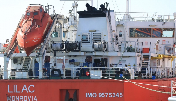 Rusya dan Mersin e gelen ayçiçeği yağında sevkiyat başladı