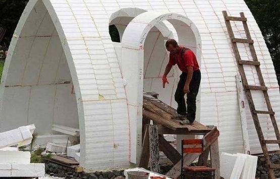 2 saatte inşa edilen bu evler 300 yıl dayanıyor!