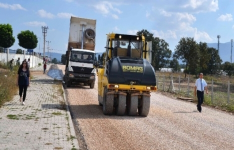 Muradınlar TOKİ bölgesinde bozuk yollar onarılıyor!