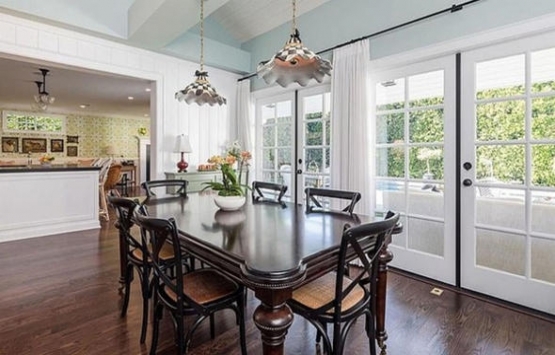 Emma Stone Los Angeles taki evini 3.9 milyon dolara satıyor!