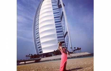 Petek Ertüre oğlu Ali Ege Ağaoğlu ile Dubai'ye tatile gitti!