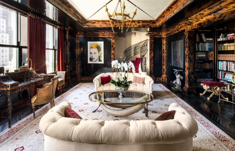 Tommy Hilfiger evinin fiyatını 172 milyon TL ye düşürdü!