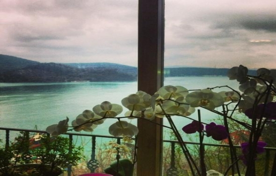 Şehrazat, Zekeriyaköy deki villasında bu manzaraya uyanıyor!