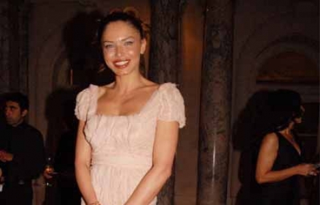 Özlem Önal Miami'de 40 milyon dolar'a bina aldı!