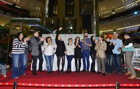 Bien çocuklara hayvan sevgisi aşılıyor!