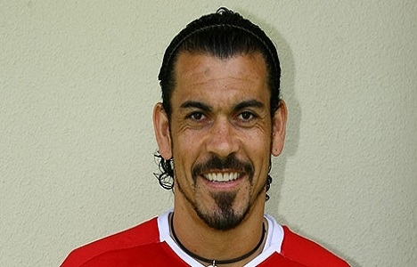 Servet Çetin Cihangir'de dükkan açacak!