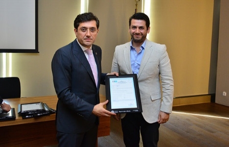 Beşiktaş Belediyesi vatandaşlara ruhsatlarını teslim etti!