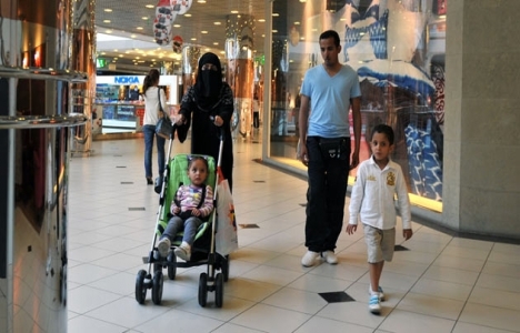 İstanbul’a gelen her 6 turistin biri Arap!