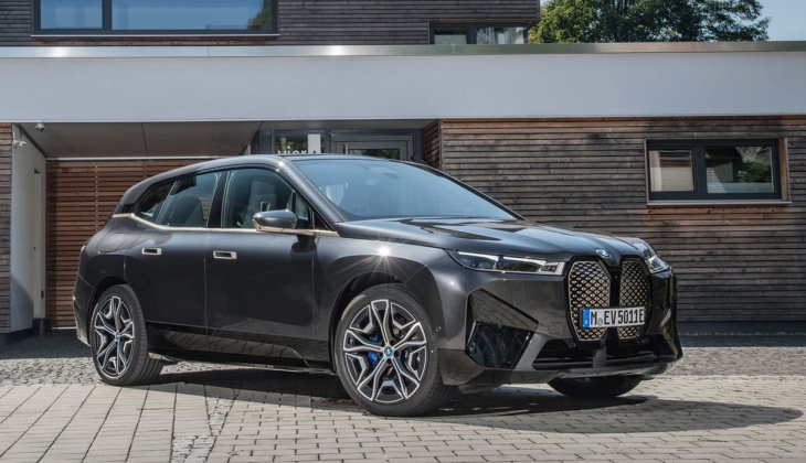 BMW tutkunlarının çok konuştuğu tasarım! 27 Nisan 2022 BMW iX güncel fiyat listesi