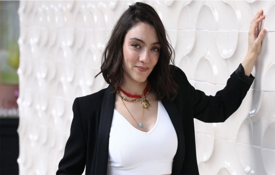 Merve Dizdar, Ezgi Mola ya komşu oldu!