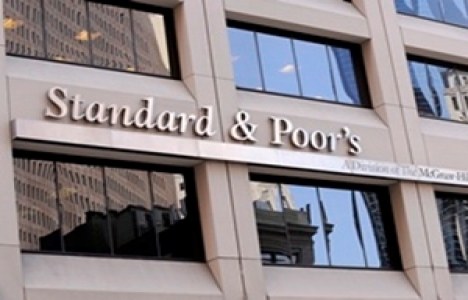 Standard Poor's Ukrayna'nın notunu kırdı!