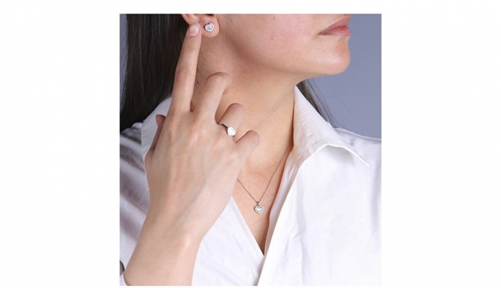 Gülaylar altında sevgililer günü kampanyası başladı! Hemen hediyenizi alın! 7 şubat 2023 Gülaylar fiyat listesi