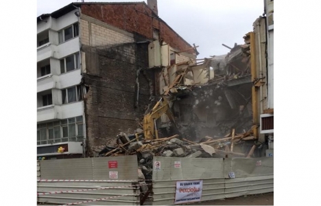 Bolu'daki Kaşmir Otel yıkıldı!