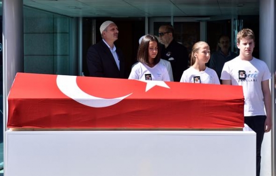 Şarık Tara son yolculuğuna uğurlanıyor!