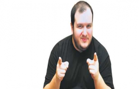 Şahan Gökbakar evinin bahçesinde organik ürünler yetiştiriyor!