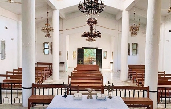 Teröristlerin yıktığı Ermeni Klisesi'ni Türkiye onardı!