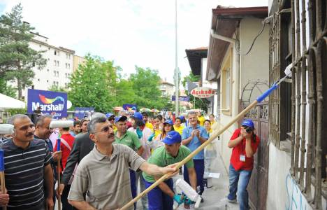 Akzo Nobel Marshall Renk Hareketi’ni Kastamonu’ya da taşıdı!