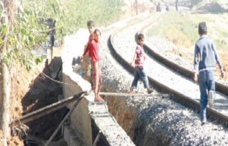 Batman'da Huzur ve Çamlıca Mahalleri arasına perde beton!