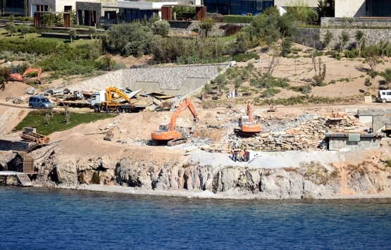 Bodrum'daki imara aykırı yapıların yıkımı devam ediyor!
