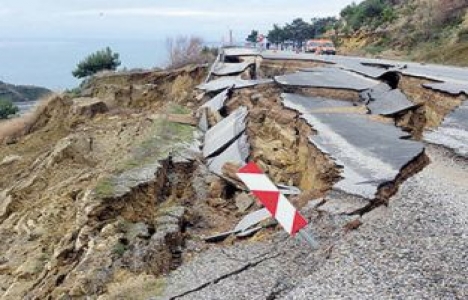 Antalya-İzmir karayolu