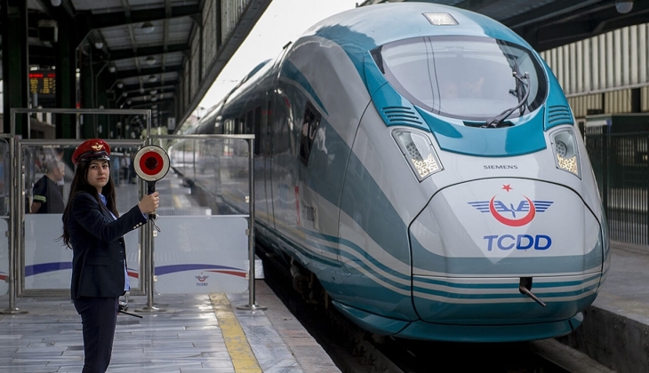 Ulaştırma Bakanlığı açıkladı: YHT kapasitesi artacak! İşte 14 Nisan 2022 Yüksek Hızlı Tren bileti fiyat listesi...