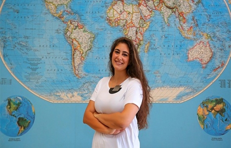 İdil Kantarcı kimdir?