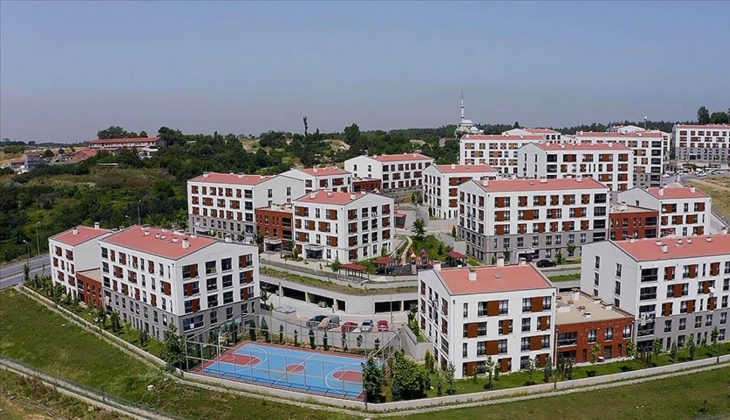 TOKİ mağdurları Meclis te! Dursun Ataş: TOKİ 100 bin sosyal konut projesinde KDV yüzde 1 e düşürülmeli!