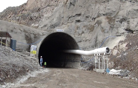 Bingöl Kiğı'daki tünelin inşaatı bu yıl bitecek!