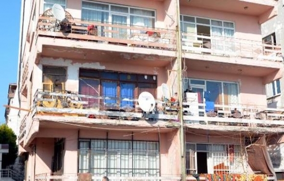 Avcılar'daki tehlikeli bina için risk raporu istendi!