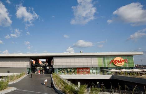 Gülaylar, Meydan Merter’in arazinde konut izni olduğu için istiyor!