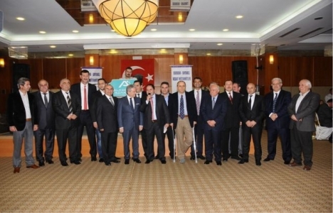 İzmirli müteahhitler bürokrasiden şikayetçi!