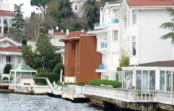 Ebru Gündeş ve Rıza Zarrab’ın yalısı da imar barışına dahil!