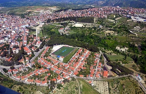 Manisa Demirci'de yollar yenileniyor!