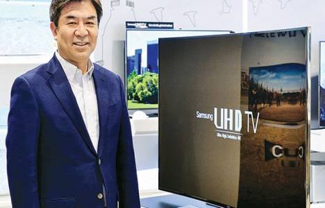 Samsung en yeni curved televizyon modelini Forum İstanbul şubesinde tanıttı!